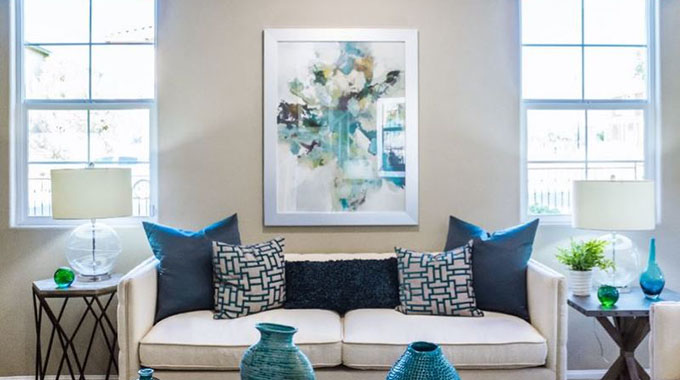Consult an artist while choosing home artworks