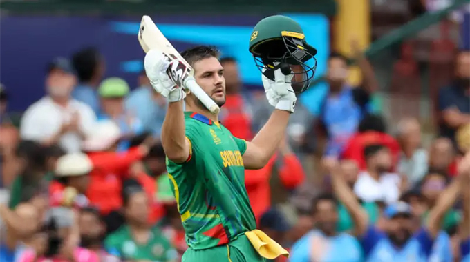 Proteas roll over Bangladesh