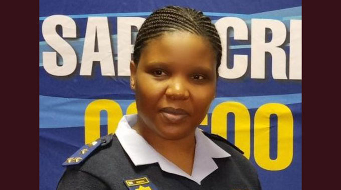 21 bodies found at SA mine