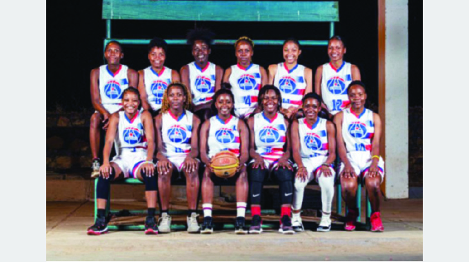 UZ basketball team maintain Spark