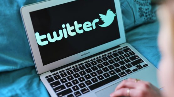Twitter sued by fired contractor