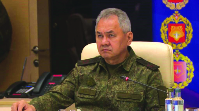 Russian defence minister orders troop withdrawal behind Dnieper