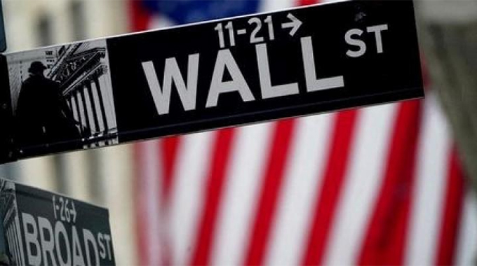 Stocks, futures fall