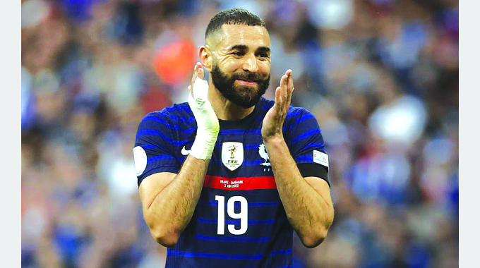 Benzema hopes to crown comeback with a World Cup for France