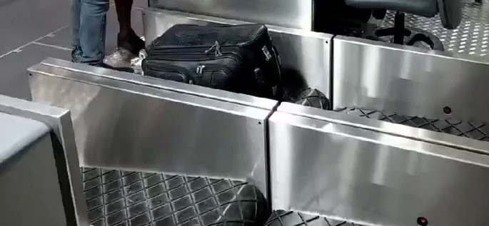 Airport security 100ml liquid rule to be scrapped