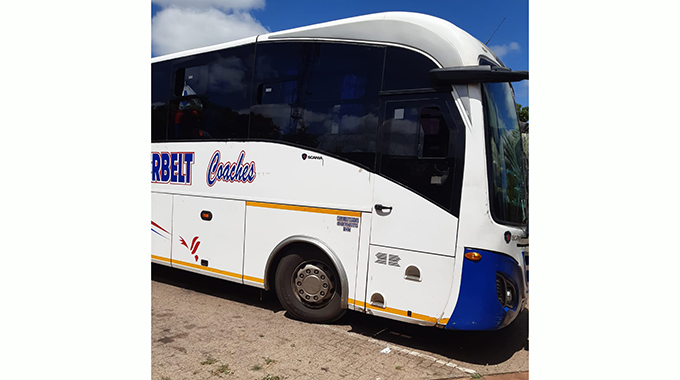 Armed robbers attack Zimbabwe-bound bus in SA, two killed