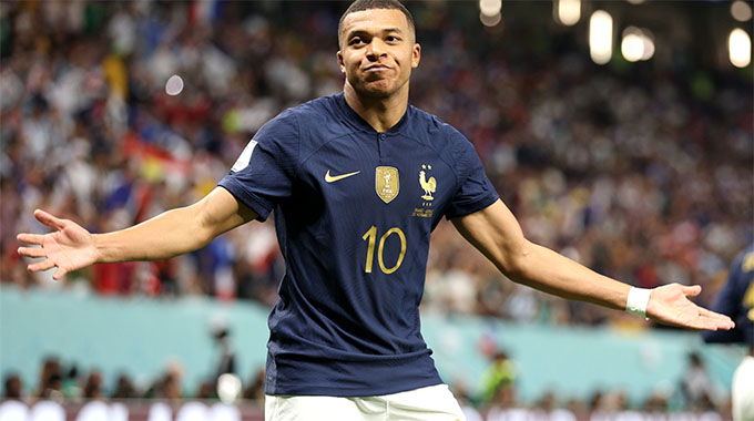 Mbappe edges closer to Ronaldo record as Real survive Copa del Rey test