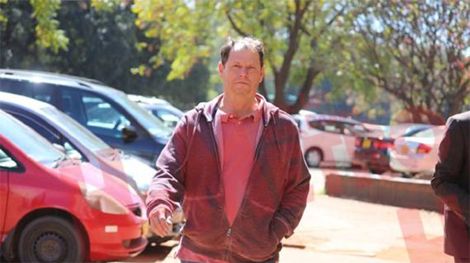 Van Blerk, Pokugara cleared on perjury charges