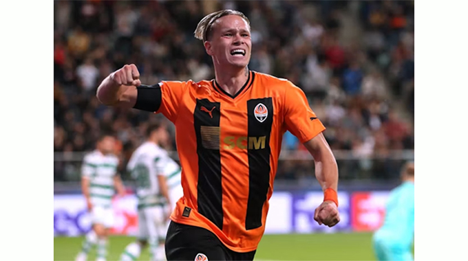Arsenal submit Mykhailo Mudryk offer