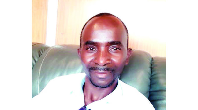 Visual artist wins US$30k