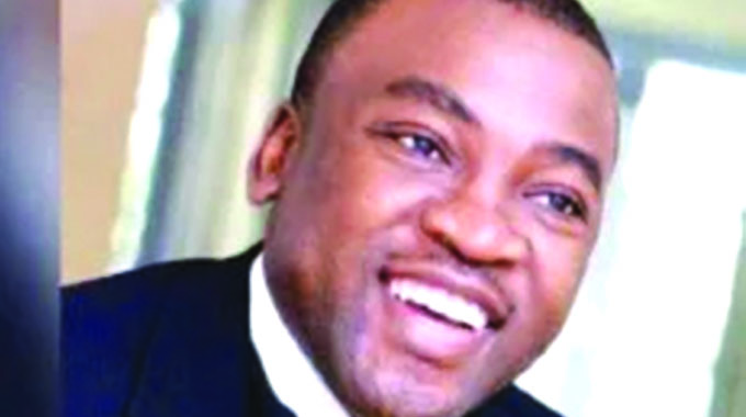 ZIFA Restructuring Committee hands over report