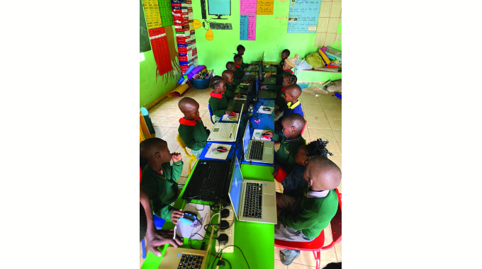 KGT inspiring mobile school computer tutoring