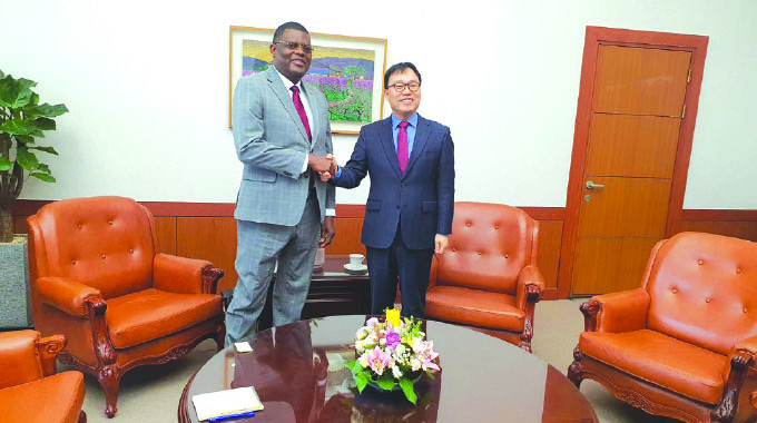 Zimbabwe, Korea deepen ties