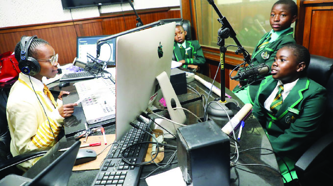 Children celebrate broadcasting day