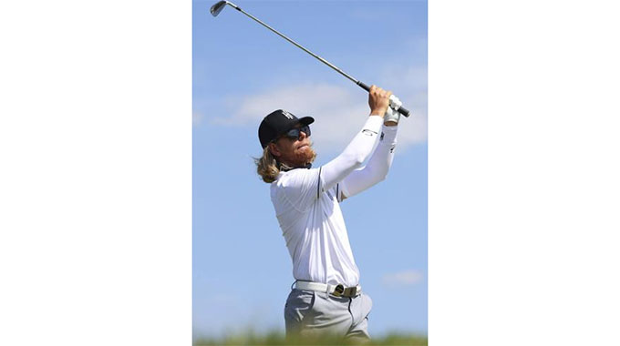 Vincent makes another LIV Golf cut