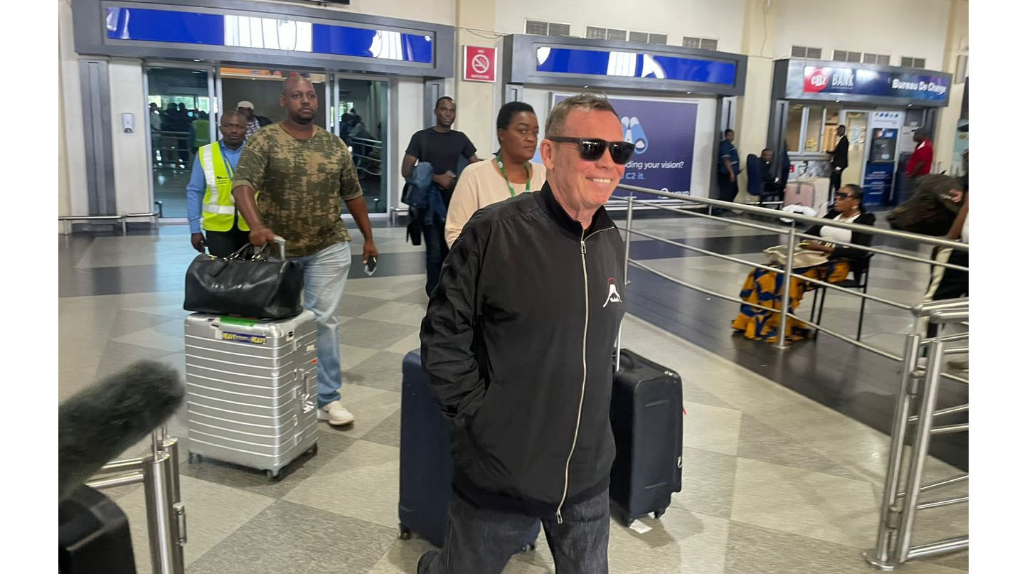 Ali Campbell, UB40 arrive