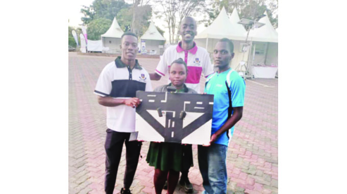 UZ students develop new system to tame traffic jams