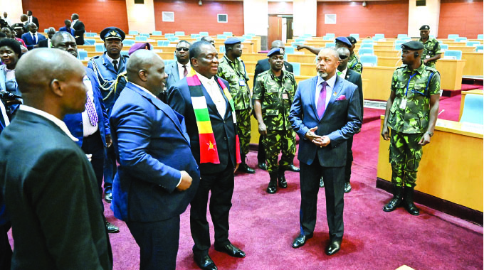 Zim reaffirms commitment to boost Malawi relations