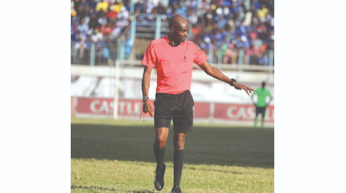Rhinos lodge complaint against referee Bhasvi