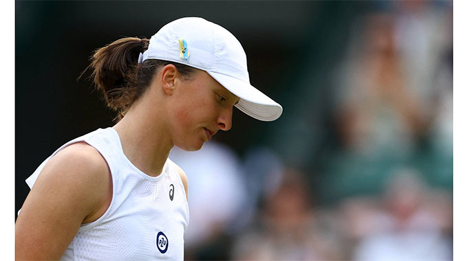 Swiatek in Wimbledon scare after food poisoning