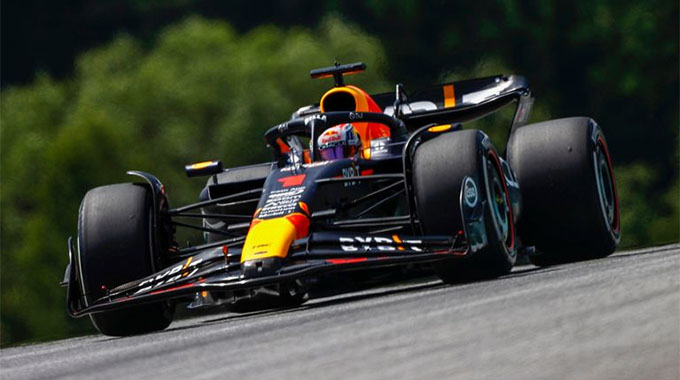 Verstappen fastest in Austrian GP practice