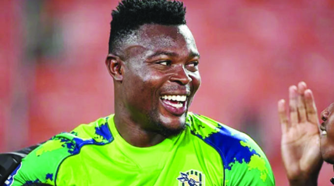 Chiefs confirm Chivaviro’s deal