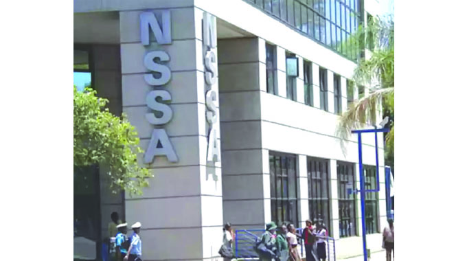 ‘Workers must monitor pension contributions’