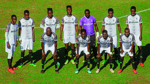 Bosso stretch lead at the top