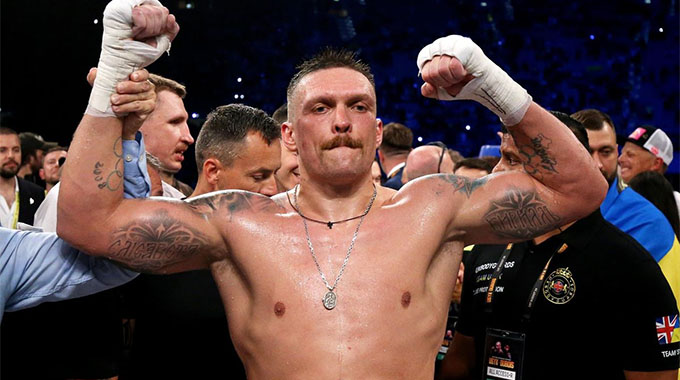 Usyk stops Dubois in the eighth round