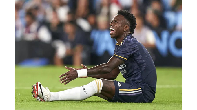Vinicius out with hamstring injury
