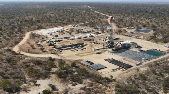 Invictus set for second oil, gas test drilling