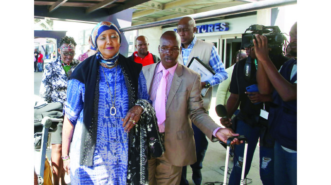 Sadc, C’wealth observers jet in
