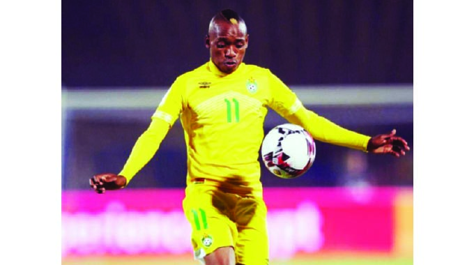 SPECTACULAR Flops! Khama Billiat and Lynoth Chikuhwa lose spark at Scottland FC