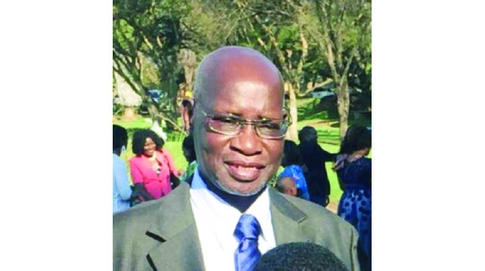 Eminent historian Prof Munjeri dies