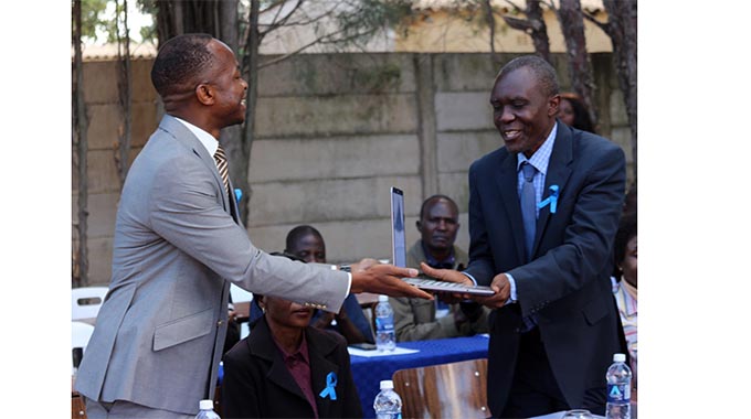 Harare East MP donates computers to Danhiko