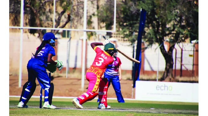 Emerging cricketer Biza gets scholarship