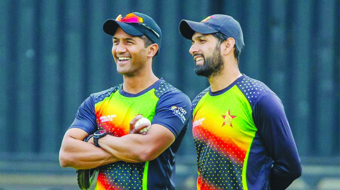 Raza backs new coach Sammons