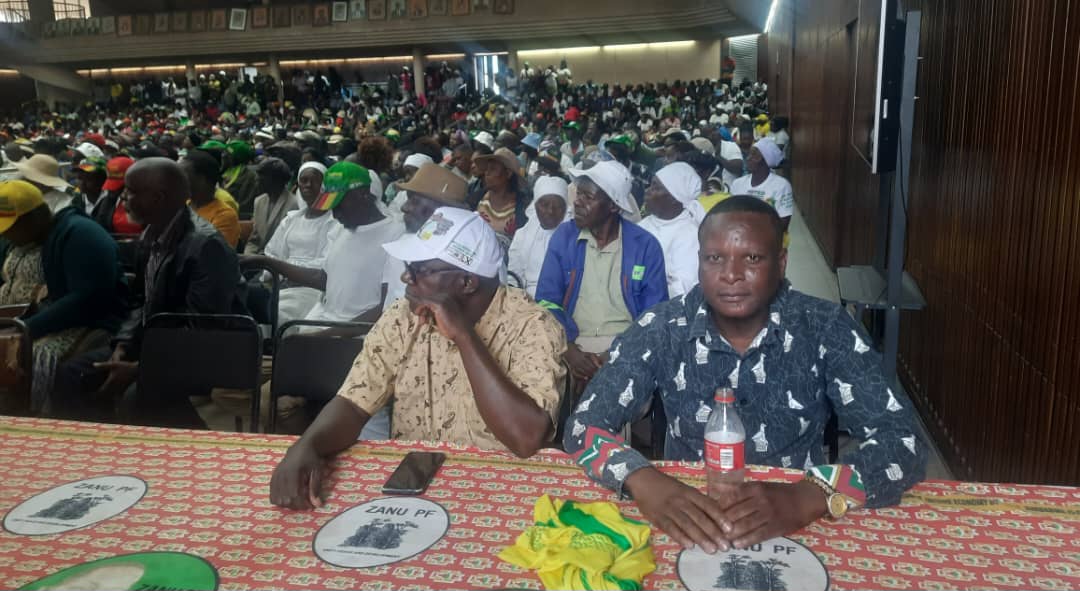 Zanu PF holds Harare inter-district meeting