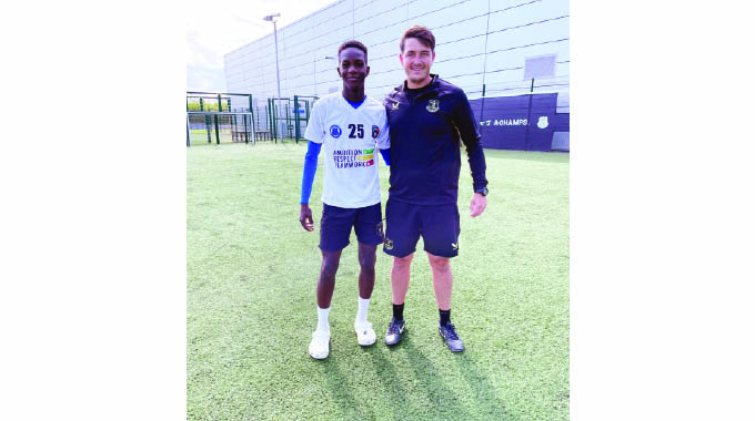 Legends Academy starlet trains at Everton