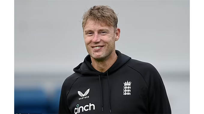 Flintoff rejoins England coaching setup