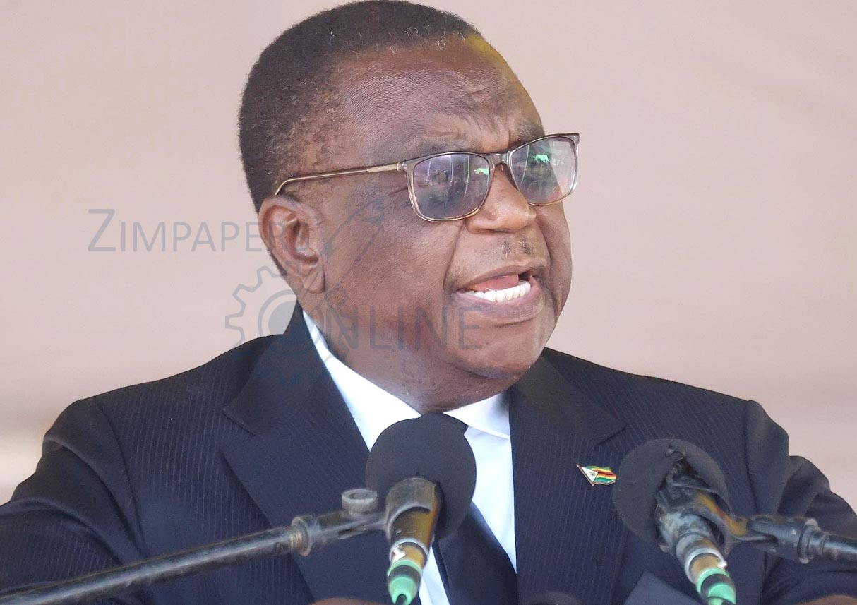 State-assisted funeral for Manhango