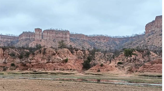 Gonarezhou’s Chilojo Cliffs a rare gem