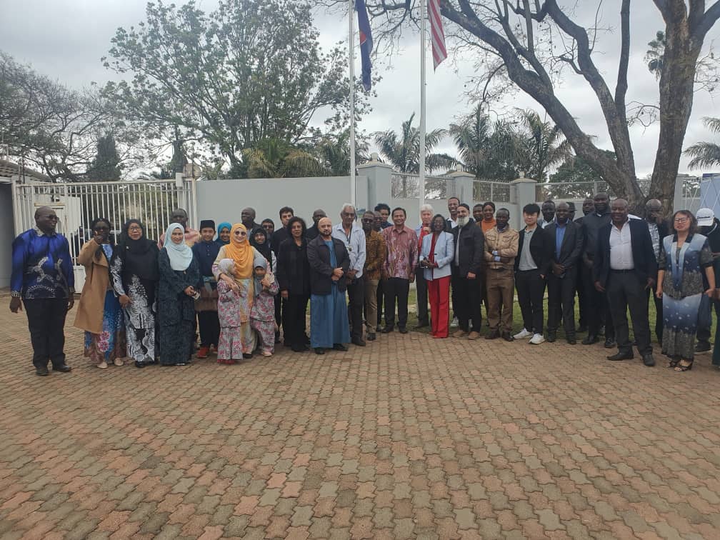 Malaysia strengthens ties with Zimbabwe