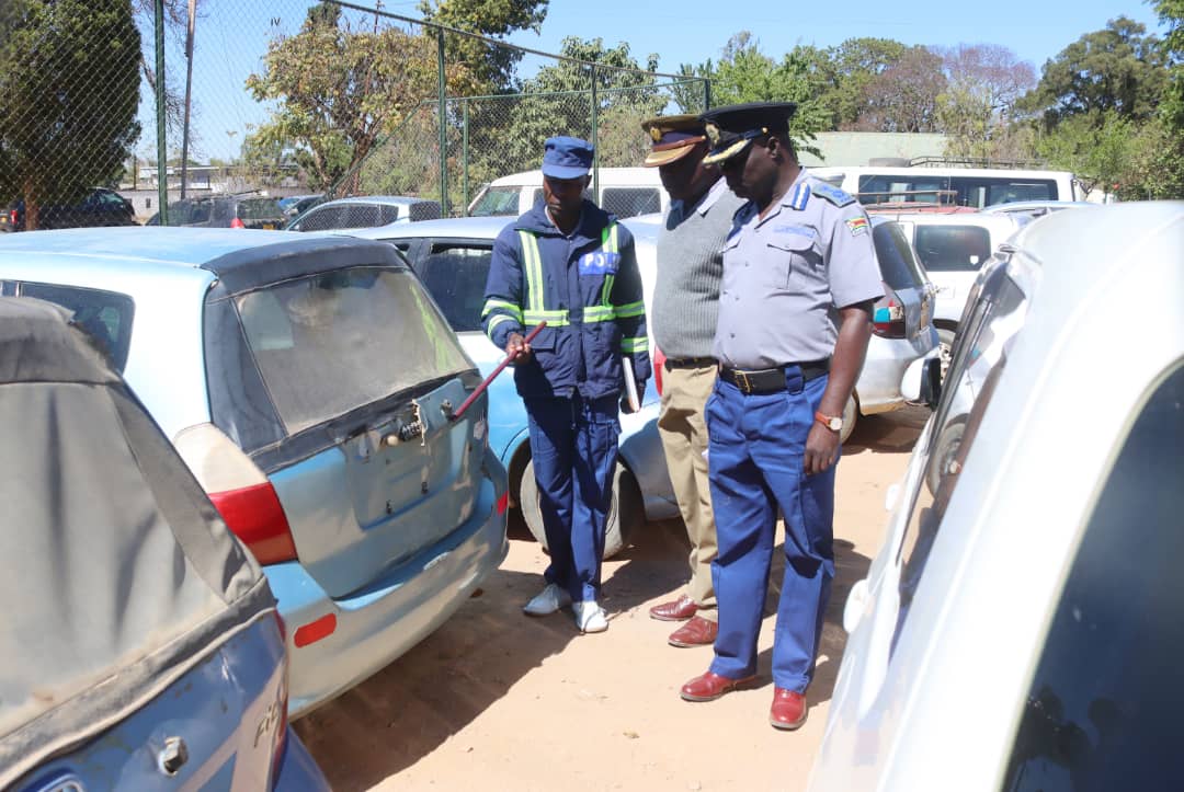 Police warn pirate taxi operators