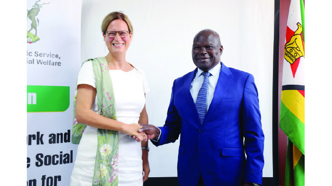 IOM satisfied with Zim progress
