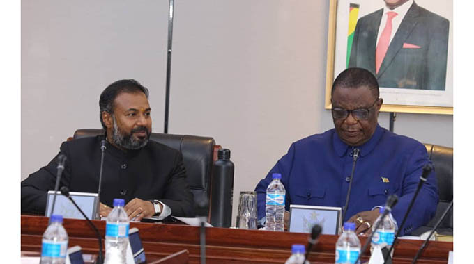 Multi-sectoral Indian business delegation jets in