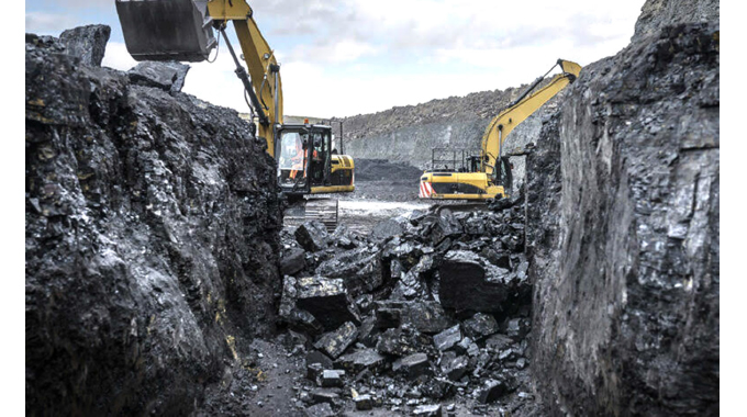 Union wary over welfare of HCCL contractors’ workers