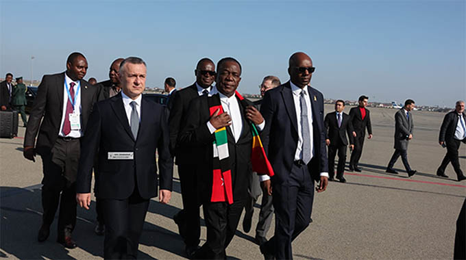 President arrives in Azerbaijan for climate change summit