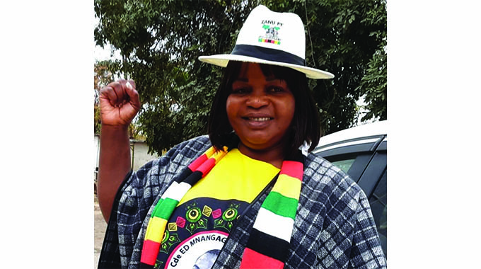 Zvishavane former Senator, Lillian Timveous dies