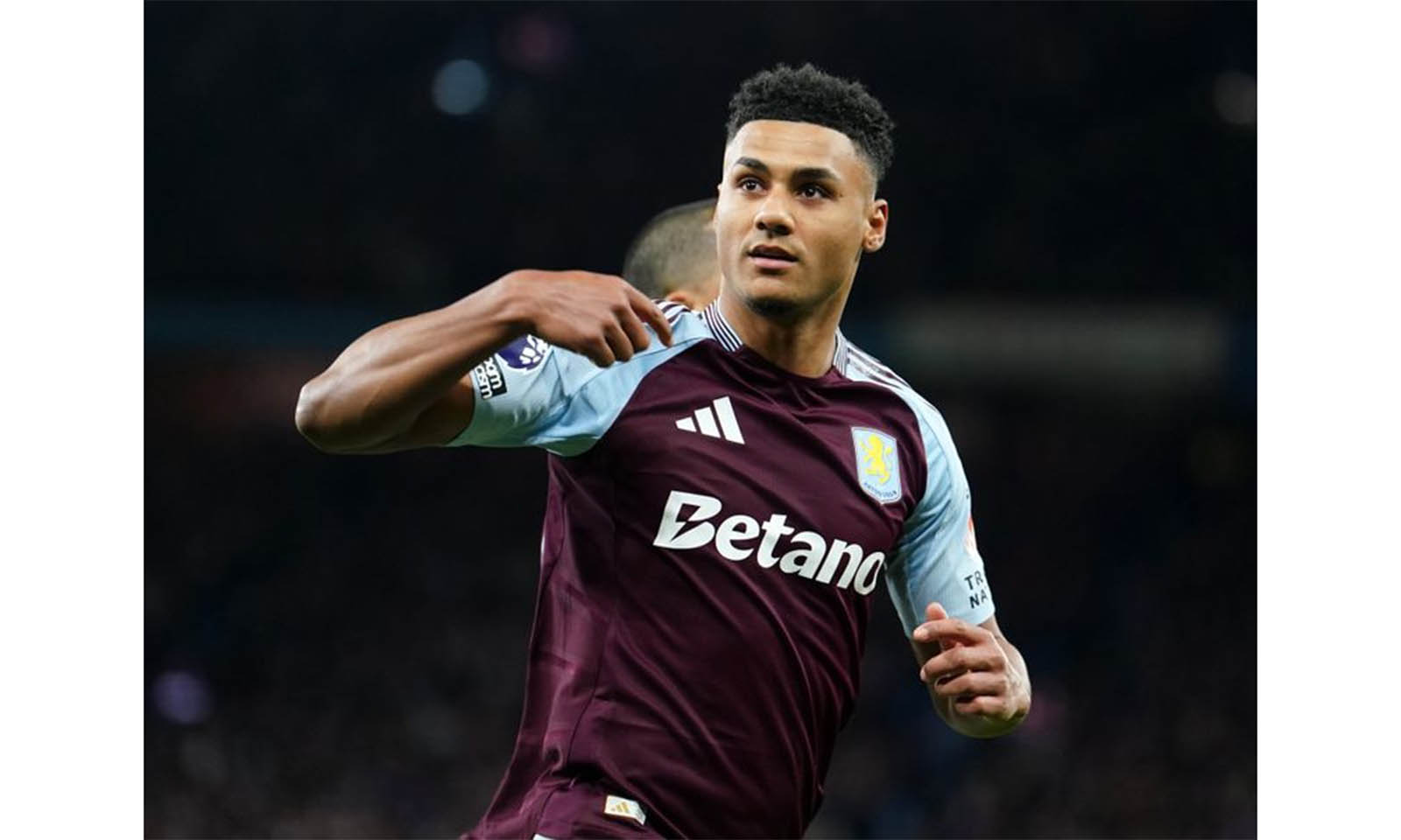 Villa, Forest in Europa showdown